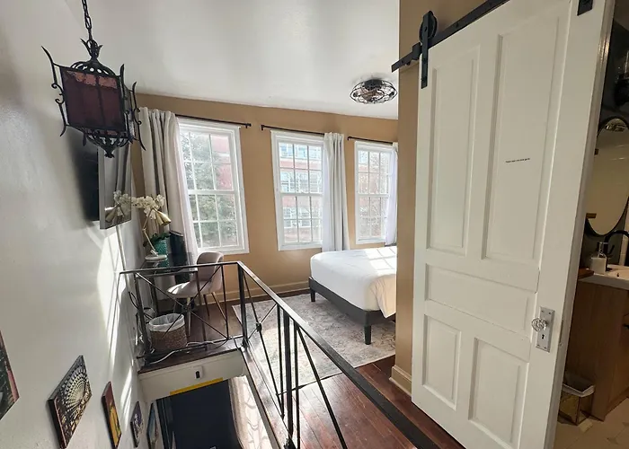 Capitol Hill Carriage House